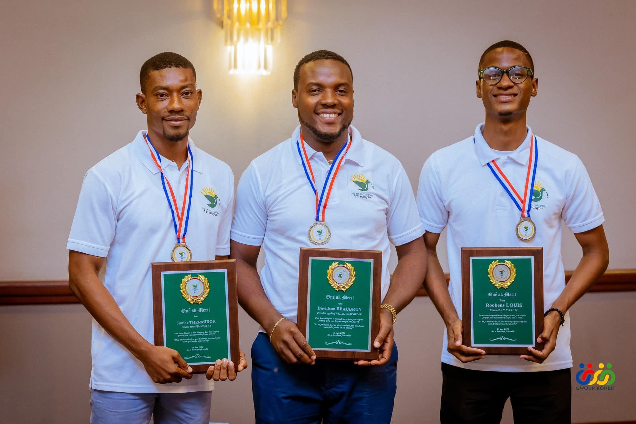 Tres jóvenes líderes homenajeados por su impacto social durante la 11ª edición de PRIM POU CHANJMAN Tres jóvenes líderes homenajeados por su impacto social durante la 11ª edición de PRIM POU CHANJMAN