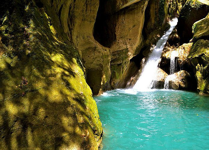 Bassin Bleu en Jacmel: el último retiro natural en el sureste de Haití