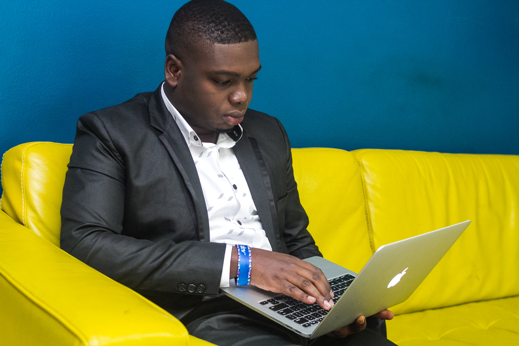 El webmaster haitiano: Guy Alain Appolon, una referencia indiscutible